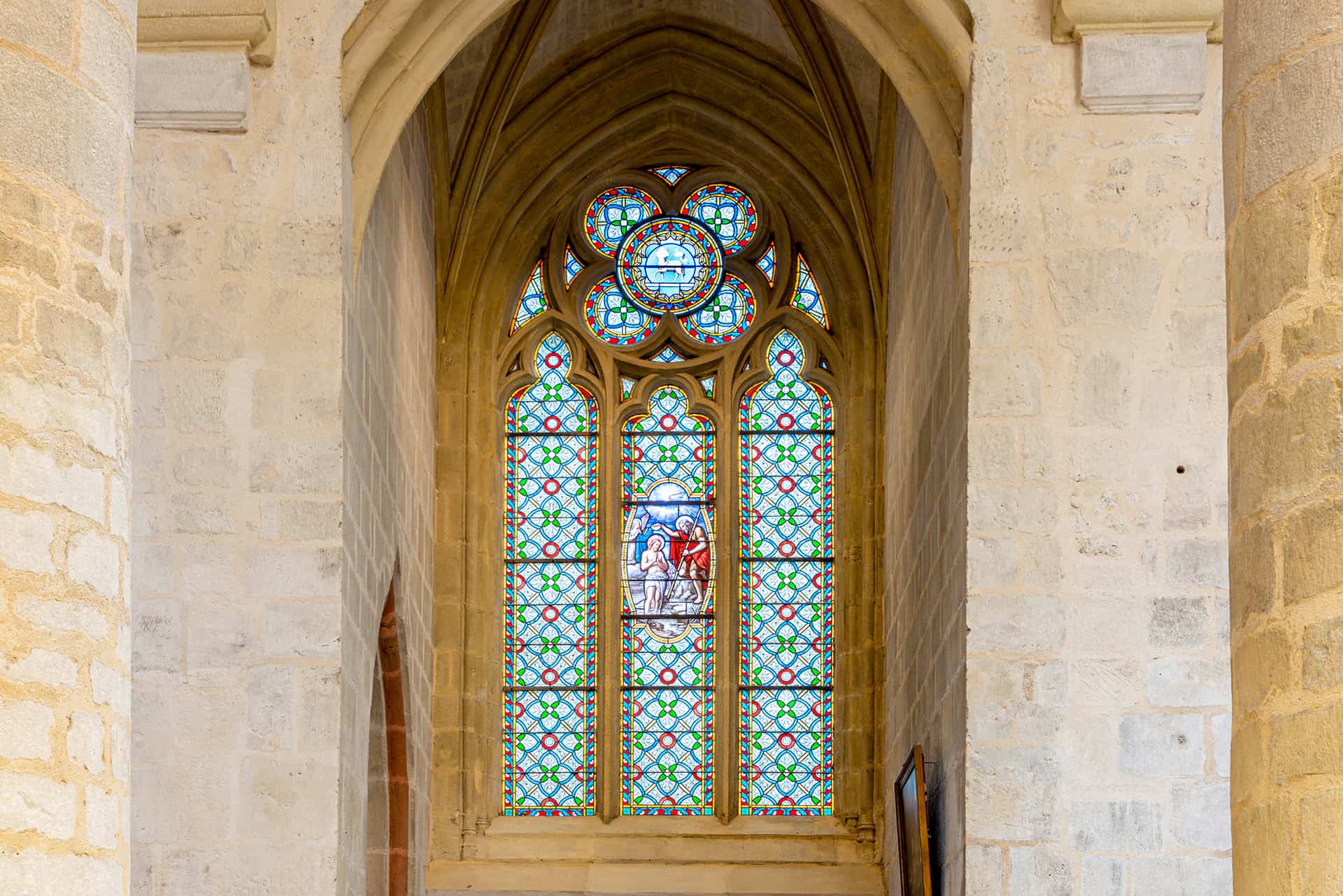 Chapelle latérale XV vitrail XIX Cathédrale Saint Etienne à Saint-Brieuc